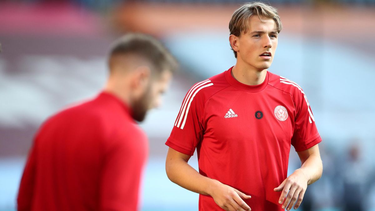 Sander Berge shuts down rumours linking him to Chelsea.