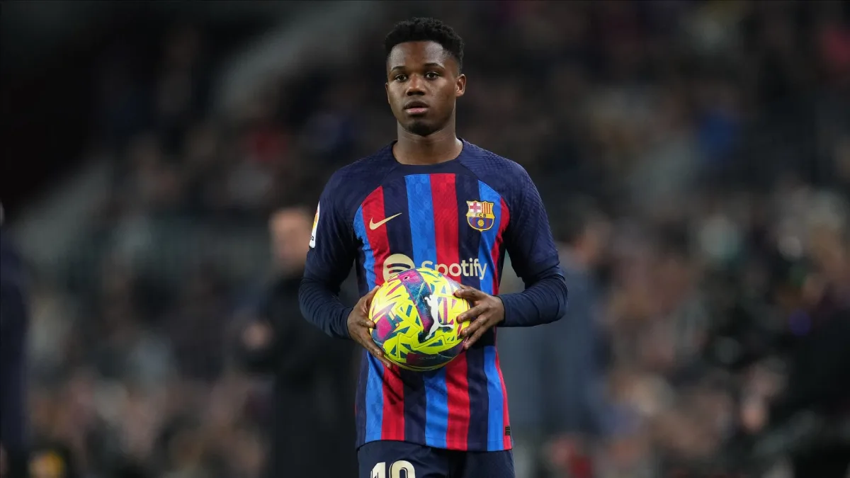 Fabrizio Romano confirms Barcelona star Ansu Fati is set to join Brighton & Hove Albion loan amid Chelsea interest.