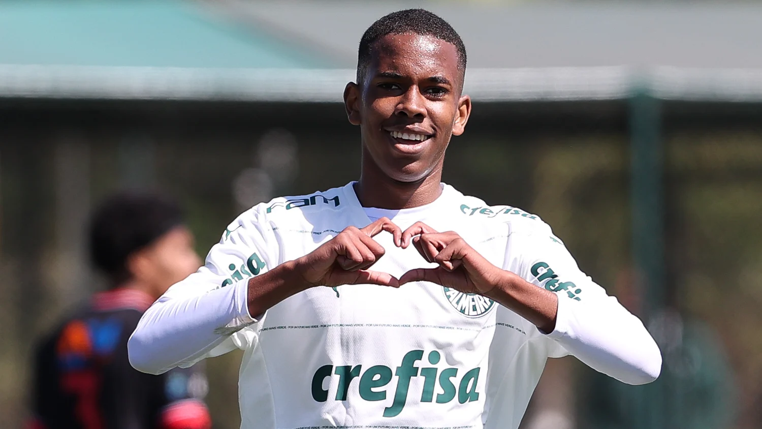 Romano reveals that Chelsea hasn't placed a bid yet for the Brazilian superstar