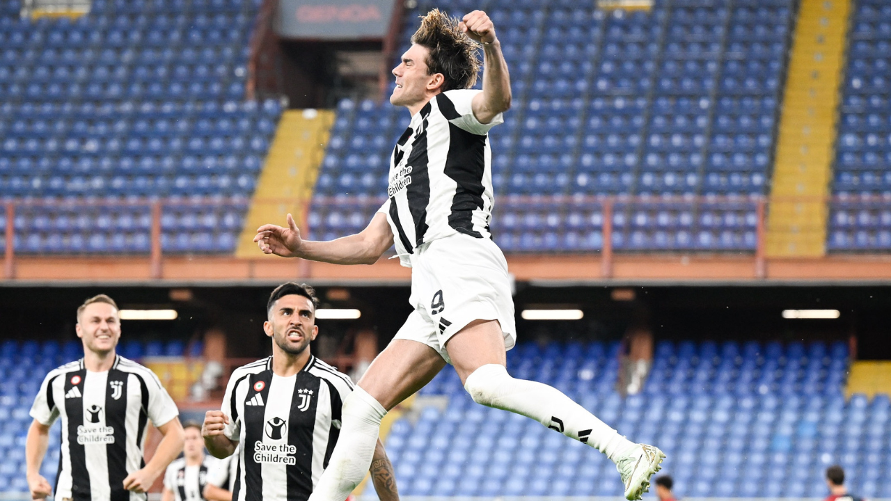 Chelsea and Arsenal are reportedly planning to make a signing move for the Juventus Center forward in winter.